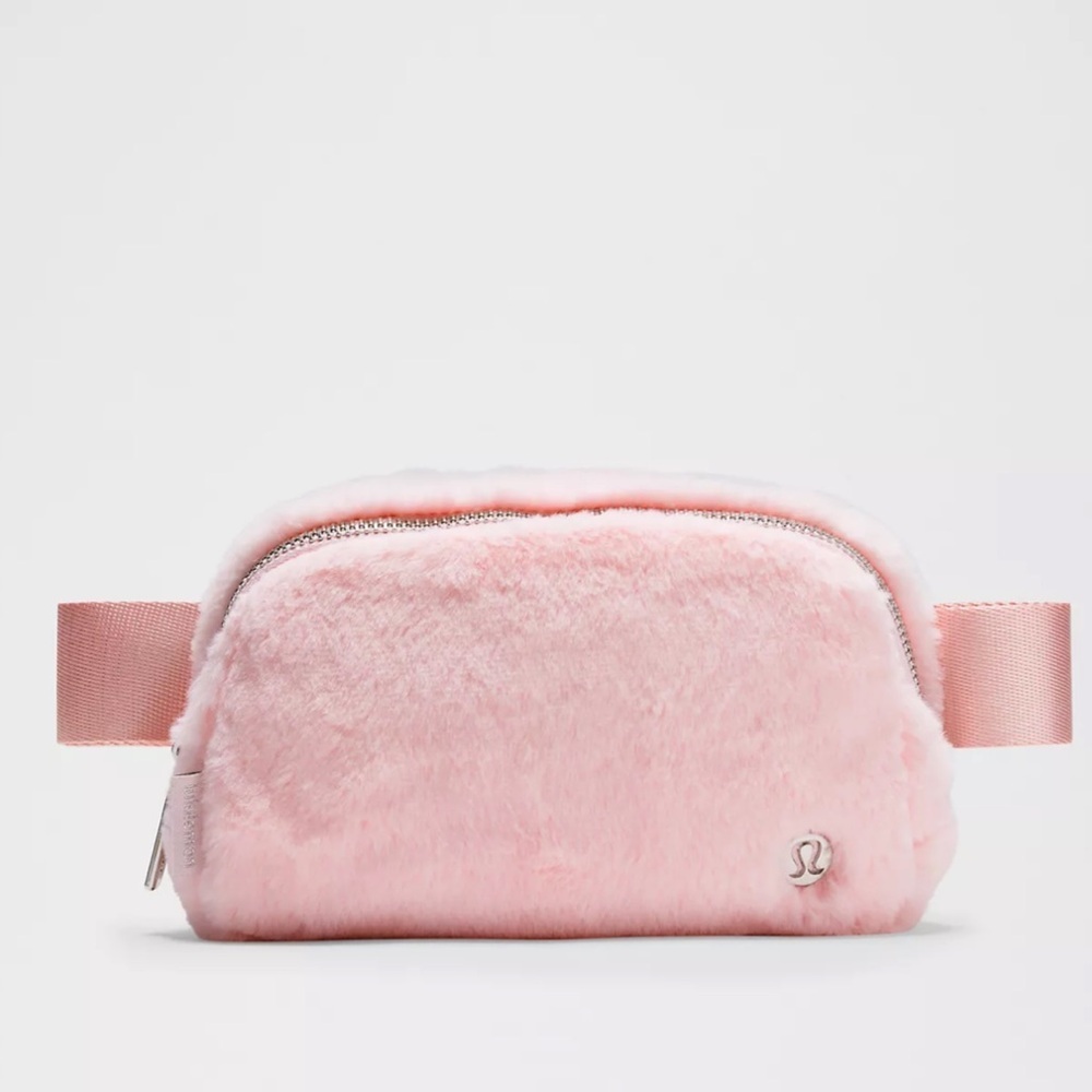 Lululemon Everywhere Belt Bag Plush Fleece strawberry milkshake furry fuzzy
